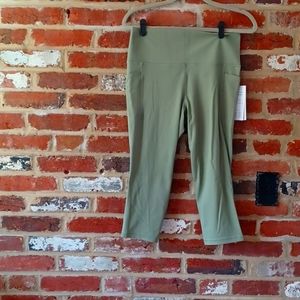 Athleta Capri leggings